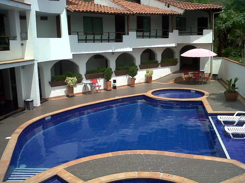 Hotel Monchuelo San Gil